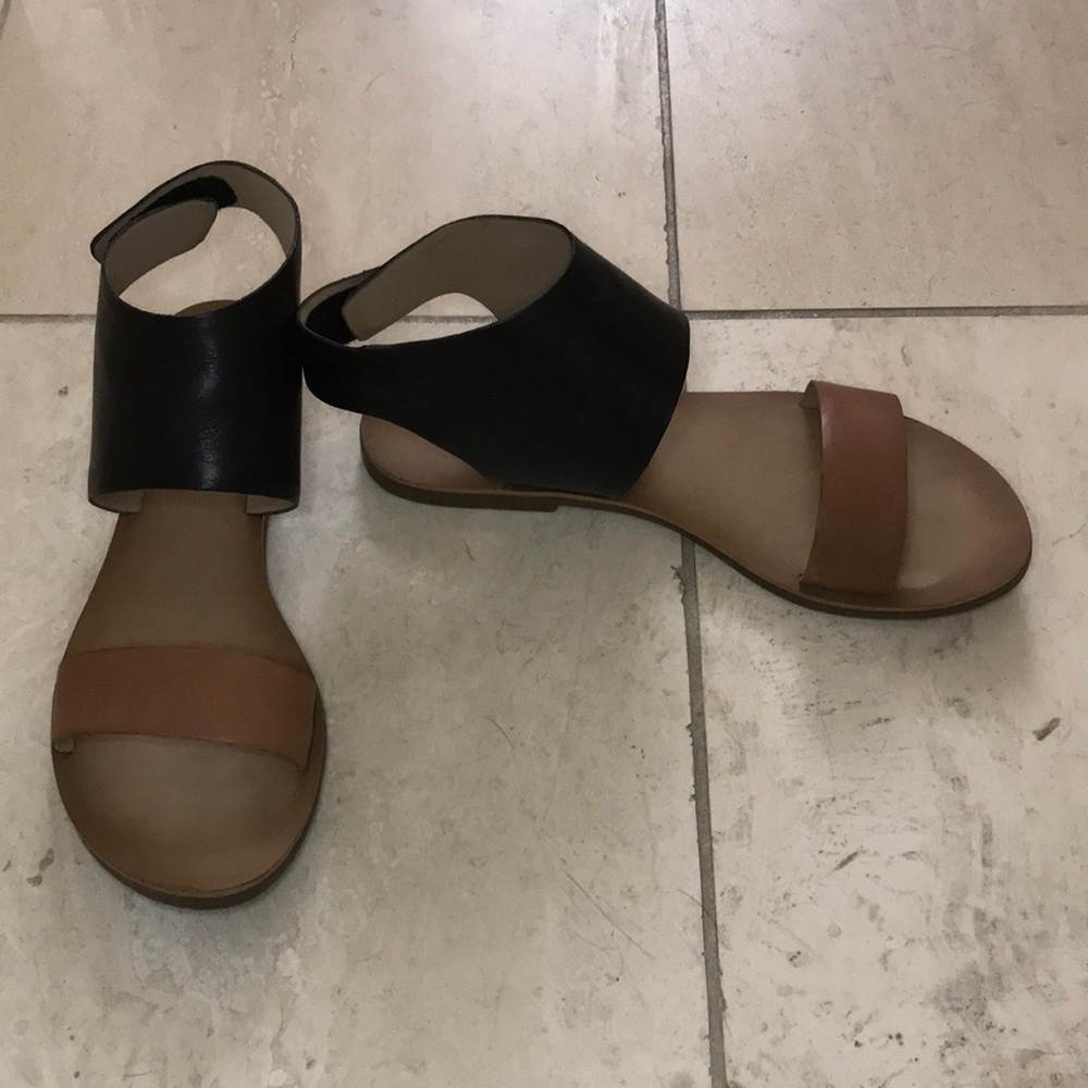Two toned Lucky Brand Sandals